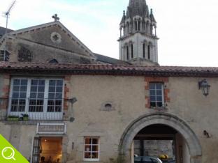 bourg de beaulieu sous la roche